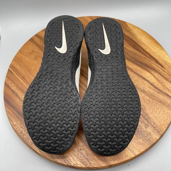 Nike Metcon Flyknit 3 Shoes Mens Size 11 Platinum White Lifting Casual Workout - Picture 7 of 8